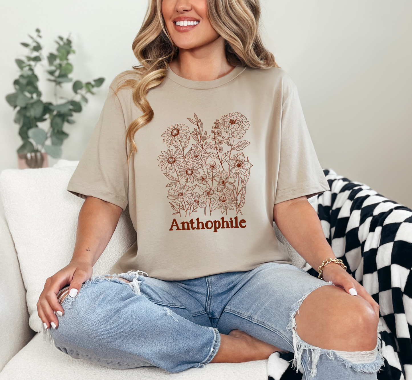 Vintage Flower Lover Tee, Anthophile T-Shirt, Flower Gardener Shirt